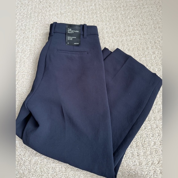 Aritzia Pants - Aritzia Dark Night Navy Cropped effortless Pants size 2 nwt
